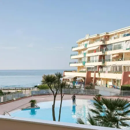 Apartment T3 Climatise Avec Piscine Et Vue Sur *