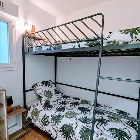 T3 Climatise Avec Piscine Et Vue Sur *